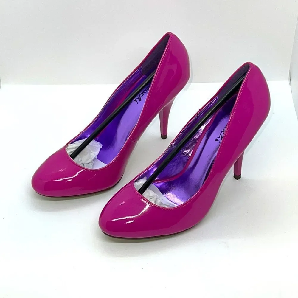Sexy Round Toe Fushia High Heel Pumps. Size 8.